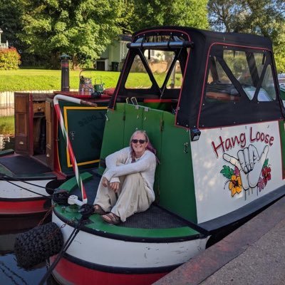 Steph, Paul and our schnoodle Tilly - living on board on our Narrowboat Hang Loose - blogging about our travels - please click link below to have a read 👇🏼 😊