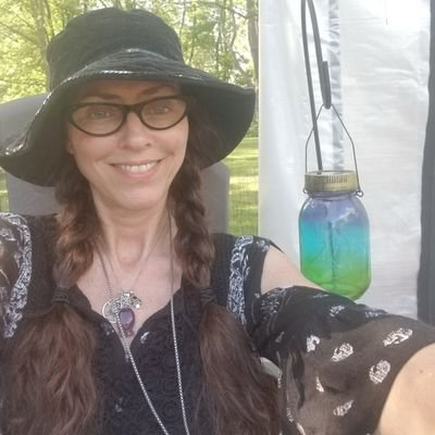 LibKitten's profile picture. Paralegal, critical thinker, bookworm, stuck in a red state, avid veggie gardener and night owl. Wiccan grandma. s/h