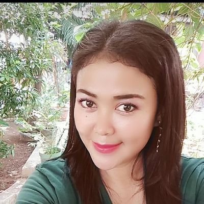 Enakan aq yg goyang