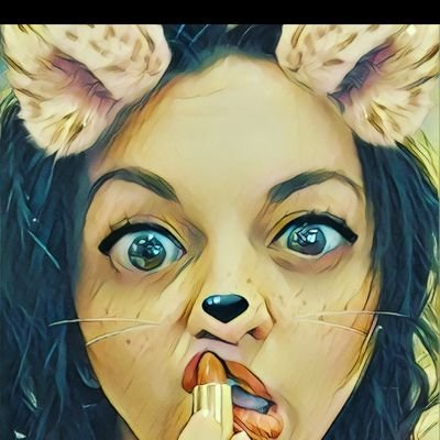 Actively manifesting/soliciting an otter as a spirit guide.
Creature, wife, fur mom, actress, paralegal, overthinker, spiritual wanderer, otter obsessed, etc.