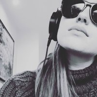 Charlotte Raven (@charlottelraven) Twitter profile photo