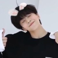 马卡龙 (@_o5long) 's Twitter Profile
