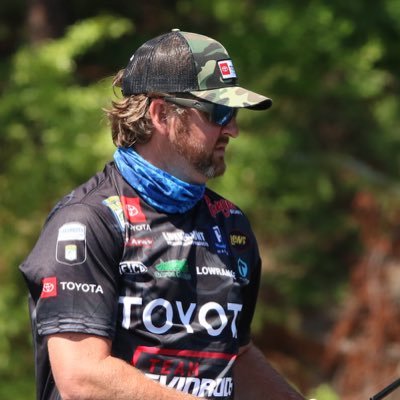 Matt Arey, Bassmaster Elite Series pro. 5 x Bassmaster Classic Qualifier, 2 x FLW Tour Champion, 10 x Cup qualifier and 5 x TTBC qualifier. @MattAreyFishing