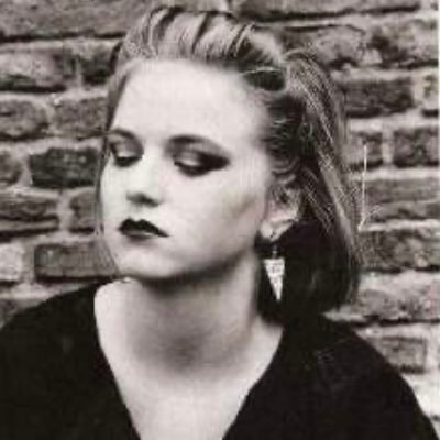 Tink73purple's profile picture. stuck inside since March due to vulnerability with Addison’s disease-bored beyond belief.Reading loads though...