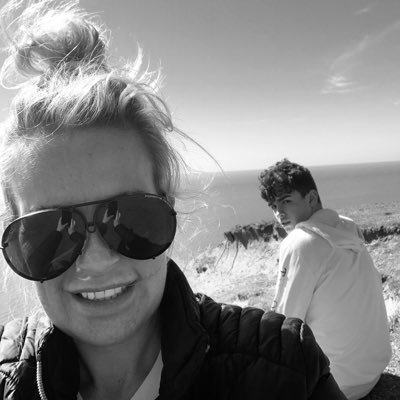 PrincessCarliex's profile picture. ✌️&❤️