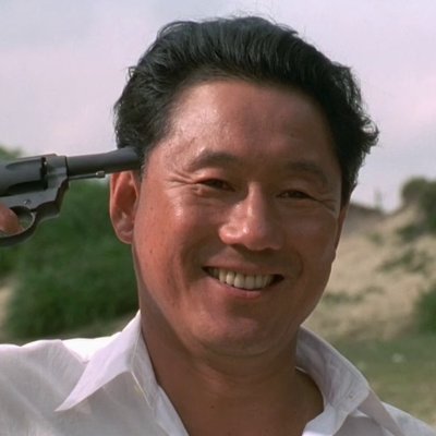 Used to be a bot by @ultrabrilliant that posted random stills from Takeshi Kitano's Sonatine (ソナチネ) twice a day, until it died. Now curated Kitanoposting.