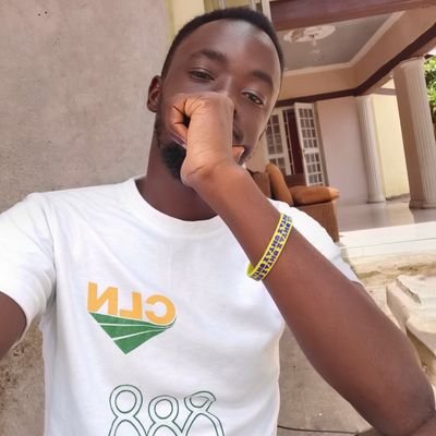 TeddyJr31937342's profile picture. 