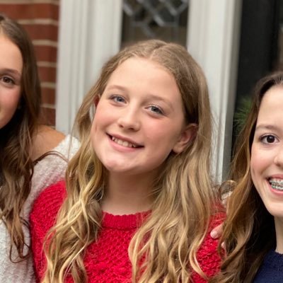 ElyMatthews's profile picture. 