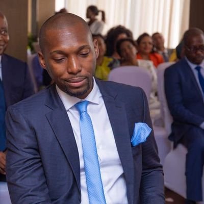 Tshikaya's profile picture. 