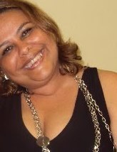 Sou mulher, mãe, filha, esposa, autentica,alegre...