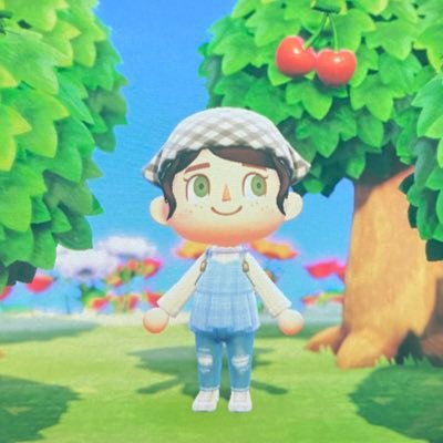 ✊🏼 Black Lives Matter ✊🏼🍒 Piki Island 🌴 260+ hours on my island but it’s still trash ‼️cause I have absolutely no aesthetic 🤕