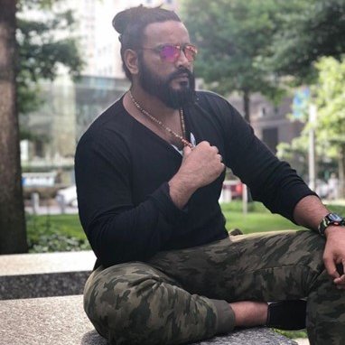 प्यार @gurjar_saurav❤️
तू जो मुझे आ मिला सपने हुए सरफिरे
मेरी नज़र का सफ़र तुझ पे ही आ के रुके
जिस दिन तुझको ना देखूँ पागल-पागल फिरती हूँ❣️
WIPROITE