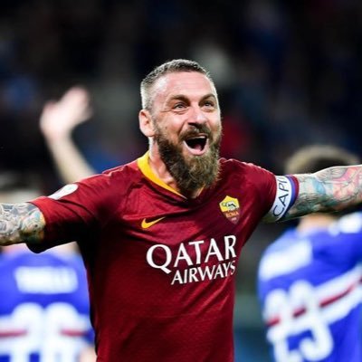So tossico paa Roma!!! DDR16 il nostro vanto!!!