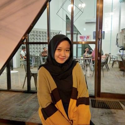 dina_tiyas Profile Picture
