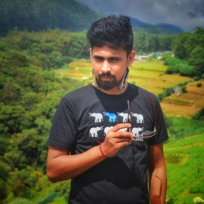 CreateAurora's profile picture. Professional Graphic Designer