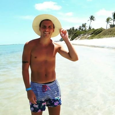 LucianoPanero1's profile picture. No existe mejor religión que un buen corazón