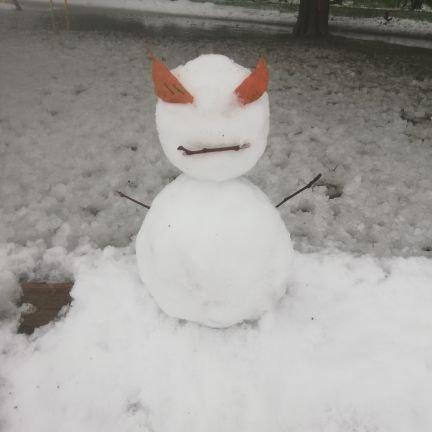 u22EPEc9AO9hTlb's profile picture. 第５人格でカウボーイとルキノ使ってます