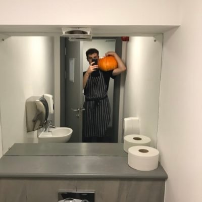 iesu__grist's profile picture. 