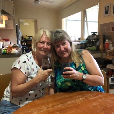 PetrusSandee's profile picture. Nerd