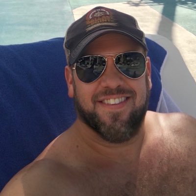 Looking for fun/exploring my fantasies here. Husband to my sexy and beautiful Hotwife @kd4912 Backup account: @stlisme2 DM is open though I don’t respond often.