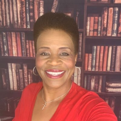 Faith-driven Motivational Speaker; Communication and Leadership Trainer; Author, and Women's Basketball Analyst with a priceless sense of wit! 😄
