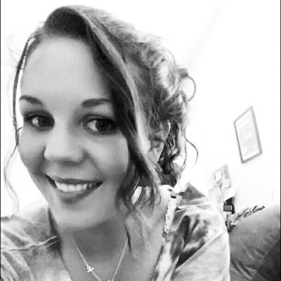 triSarahtop_s's profile picture. Cats.😼 Curls.💪🏼 & Carbs. 🍝