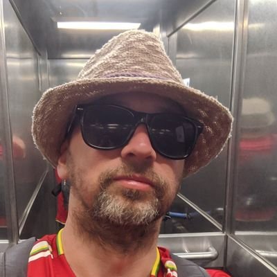 A developer.  He writes <code />. Lots of football! He supports West Ham.

He/Him

Author of https://t.co/jYaVfz38zQ