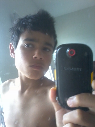 ronaldoroff's profile picture. ah nem sei oq falar,,ronaldo 15 anos,,sou bonito e o resto vcs descrevem
