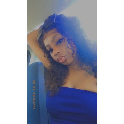 ✨we all can't be princesses someone has to clap as I go by ✨