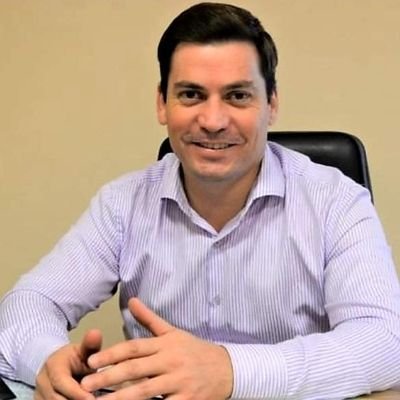 Abogado- Profesor de Sociedad y Estado. Secretario de Seguridad, Municipalidad de Chivilcoy.