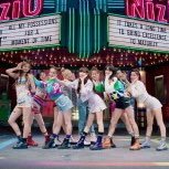 H_ai_NiziU's profile picture. NiziUにどハマりしたアカ。NiziU友達たくさん作りたい😘みんな大好きだけど、特にマコ、マユカ💕いやでもみんな好き。知れば知るほどみんな大好きになる。 昭和生まれで二児の母👩‍👧‍👧 娘①ミイヒ推し、娘②マヤ推し。無言フォローごめんなさい😅どんどん絡んで下さい❤️🌈