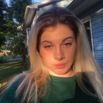 thatgeminiihoe's profile picture. I don’t have a personality but at least my ass is fat