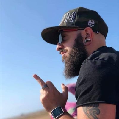 thatsMRshortass's profile picture. Short. Tattooed. Pierced. Bald as fuck. Metalhead. Zombies. Dad to awesome 11 year old twin small people. My beard will destroy you.