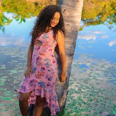 #20_Anos💫🌻
#Modelo da Estilista @Dany_feitosa👠💄
#Tec.Em Administração 💫👩💻
#formada em Empreendedorismo 👩💼❤
#Tec.Em Agropecuária 🐎🌵🌱
#SFLX -PI🌍🏡