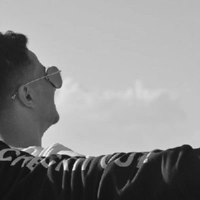 🖤
*ـ لن يبقى لك احد فلا تتعلق بهم .*
*No one will stay for you💔🤟🏻💭✨