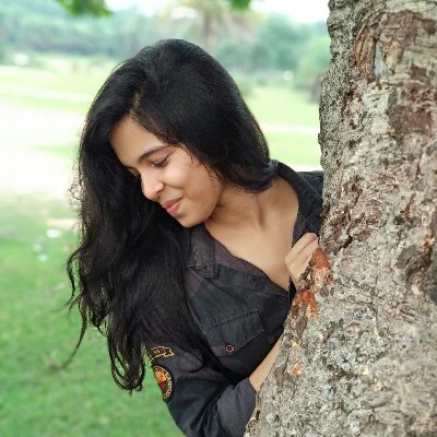 RiyaAnurag's profile picture. 