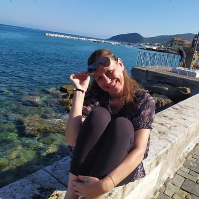 amoliveto's profile picture. 