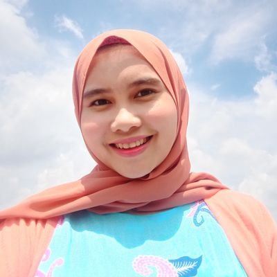 Life is really simple. Destiny grants us our wishes, but in its own way | Keep pray and maintain honesty | ♥ Allah SWT |  ig: iinyuri