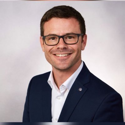 dKing83's profile picture. 