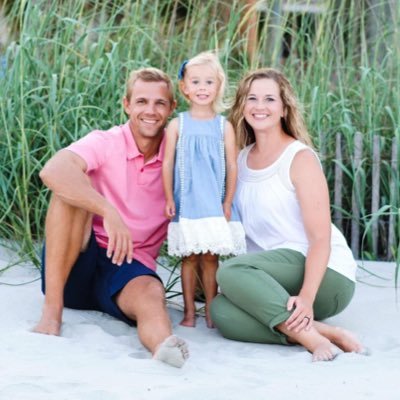 Christ Follower| Husband/Father to 2 beautiful girl| Former pitching coach turned Carpenter. #PalmettoPines, Facebook/IG page @Palmettopinesww