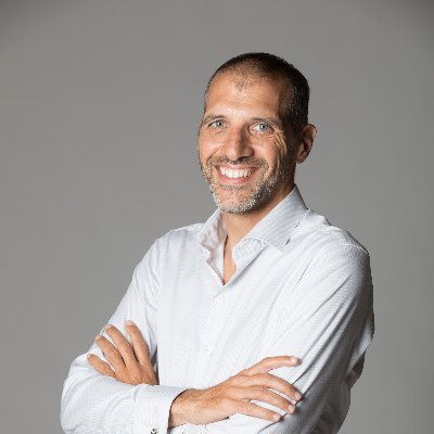 Founder & CEO di #Soisy. Europeista, immigrazionista, appassionato di organizzazione e finanza diffusa. Ho scritto https://t.co/XGiVfErKro