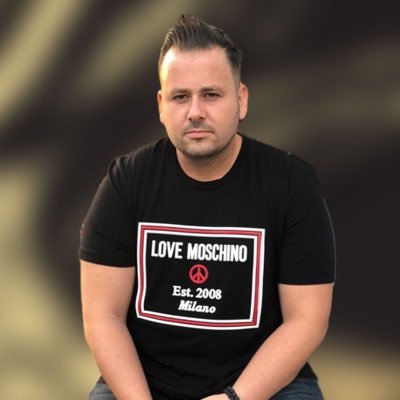 paquitoterry's profile picture. ▪️✍️Agente intermediario RFEF ➕Universal sport 🎖🎖Farándula 🔜