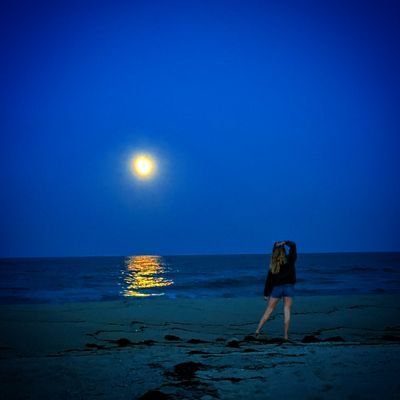 _RestingRNFace's profile picture. RN floating to a unit near you💉 • bass wubs fuel my lub dubs🎶💓 scorpio moon 🌙 ✨• @dannybond314 is 👑• tweets not affiliated with employer • she/her