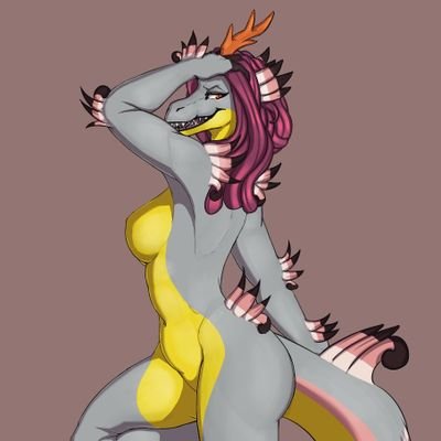 Mnahn (online open dms)さんのプロフィール画像