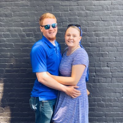 LafaveNikka's profile picture. let’s have a whiteclaw