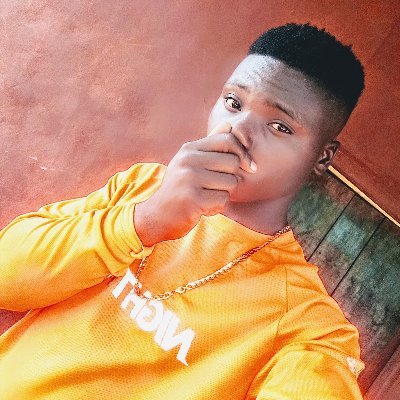 I am automobile technician At MERCEDES BENZ,,,Love music and TECH https://t.co/pTXhgT6ZbW