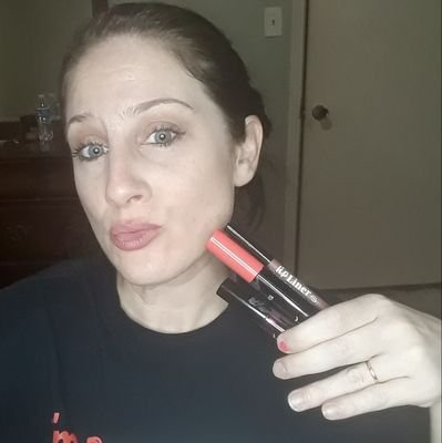 Mom, Wife, Jesus Lover, Farmasi Distributor, keto Mom. I also love my pets!