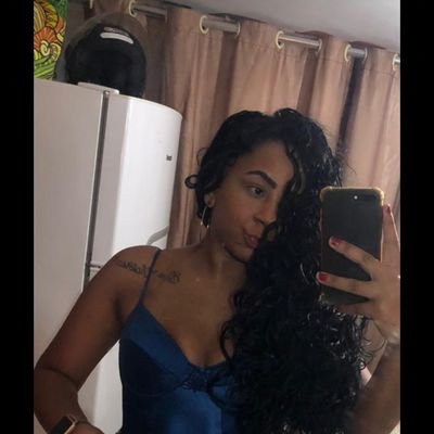 Nininhapretinha's profile picture. Troque suas folhas,mas não perda suas raízes,mude suas opiniões, mas não perca seus princípios!! Snap: egabriele67👻 Eloá Victória minha vida😍😍❤👑