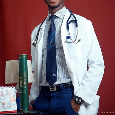 Professional Nurse💉 | Fashionista| Social Commentator| Youth Activists
