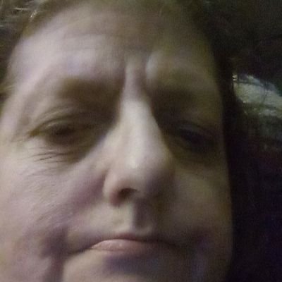 KarenTenney9's profile picture. 